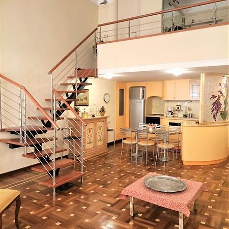 Casa Alexandra In Centro E A Pochi Passi Dal Mare Apartman Imperia Kültér fotó