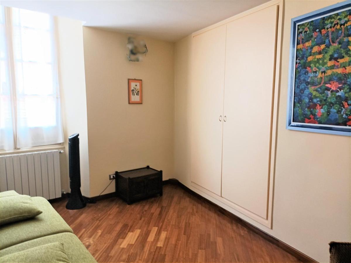 Casa Alexandra In Centro E A Pochi Passi Dal Mare Apartman Imperia Kültér fotó